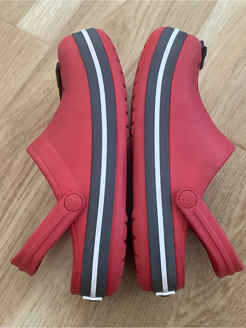 RED TODDLER CROCS CLOGS - Picture 4 of 10